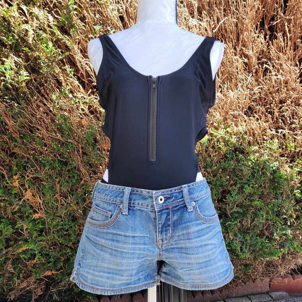 Bundle Guess denim & bodysuit combo